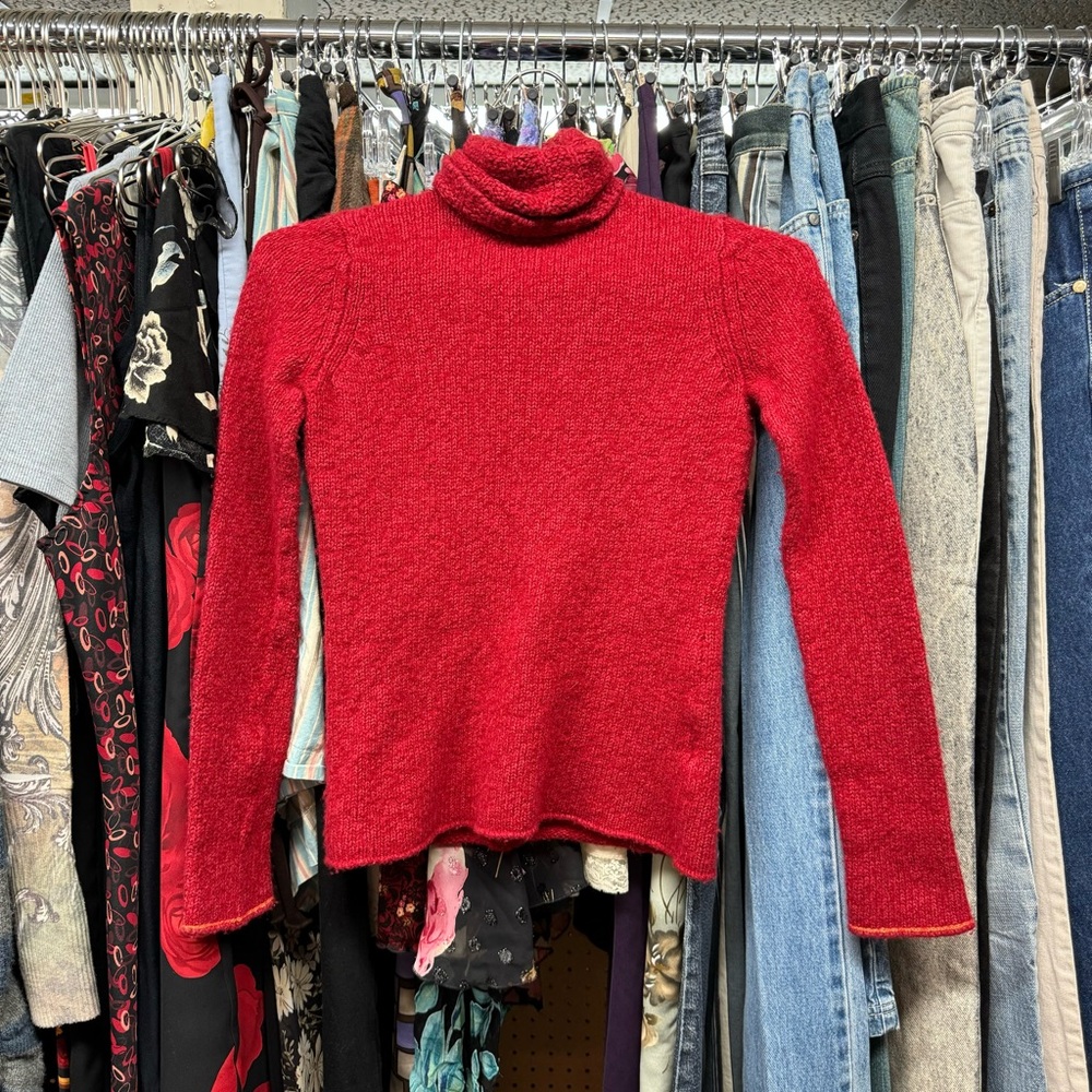 Y2K Gap Cashmere Sweater